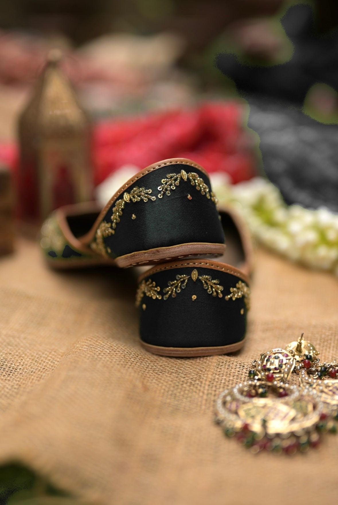 Zardozi Black juttis | handmade genuine leather punjabi jutti/khussa/mojari/flats/bridal shoes